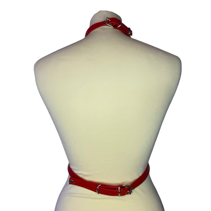 SINESTESIA - ROSE HARNESS I RØD