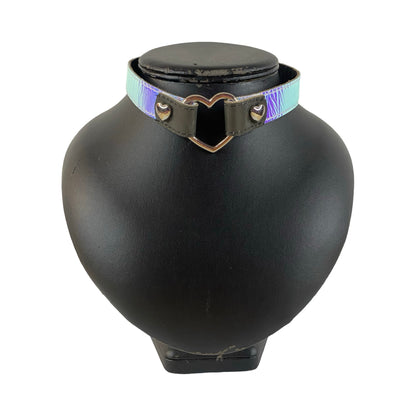 KINK KBH // HANDCRAFTED - HOLOGRAFISK SORT HJERTE HALSBÅND